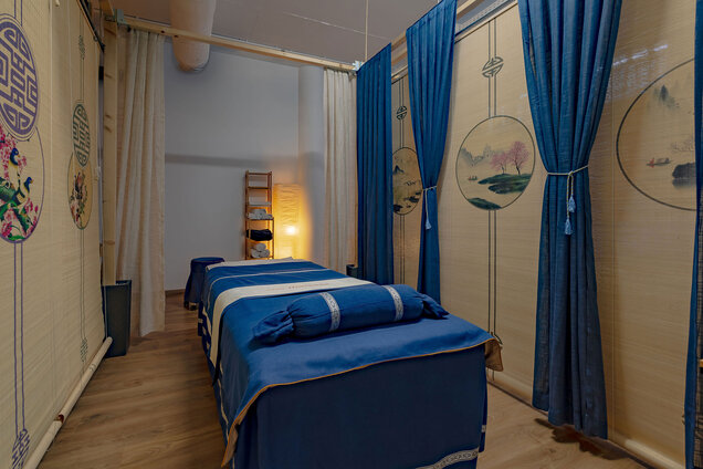 Großes Zimmer Sun Massage